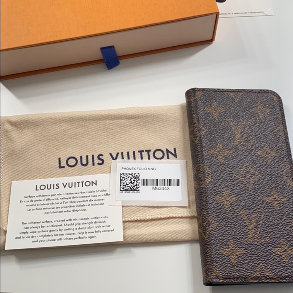 Louis Vuitton Folio